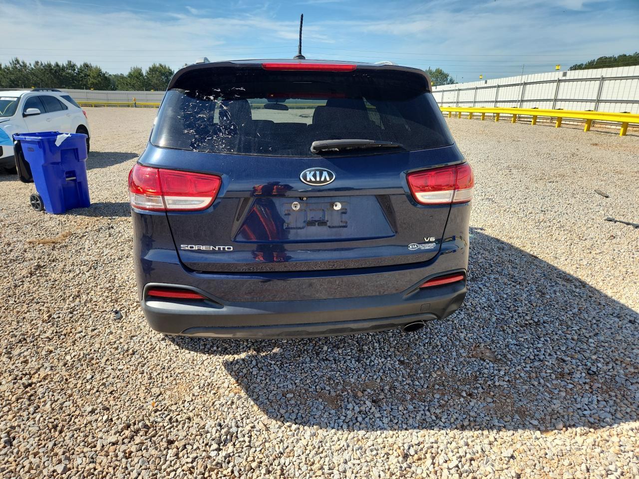 2017 Kia Sorento Lx V6 - Фото 6