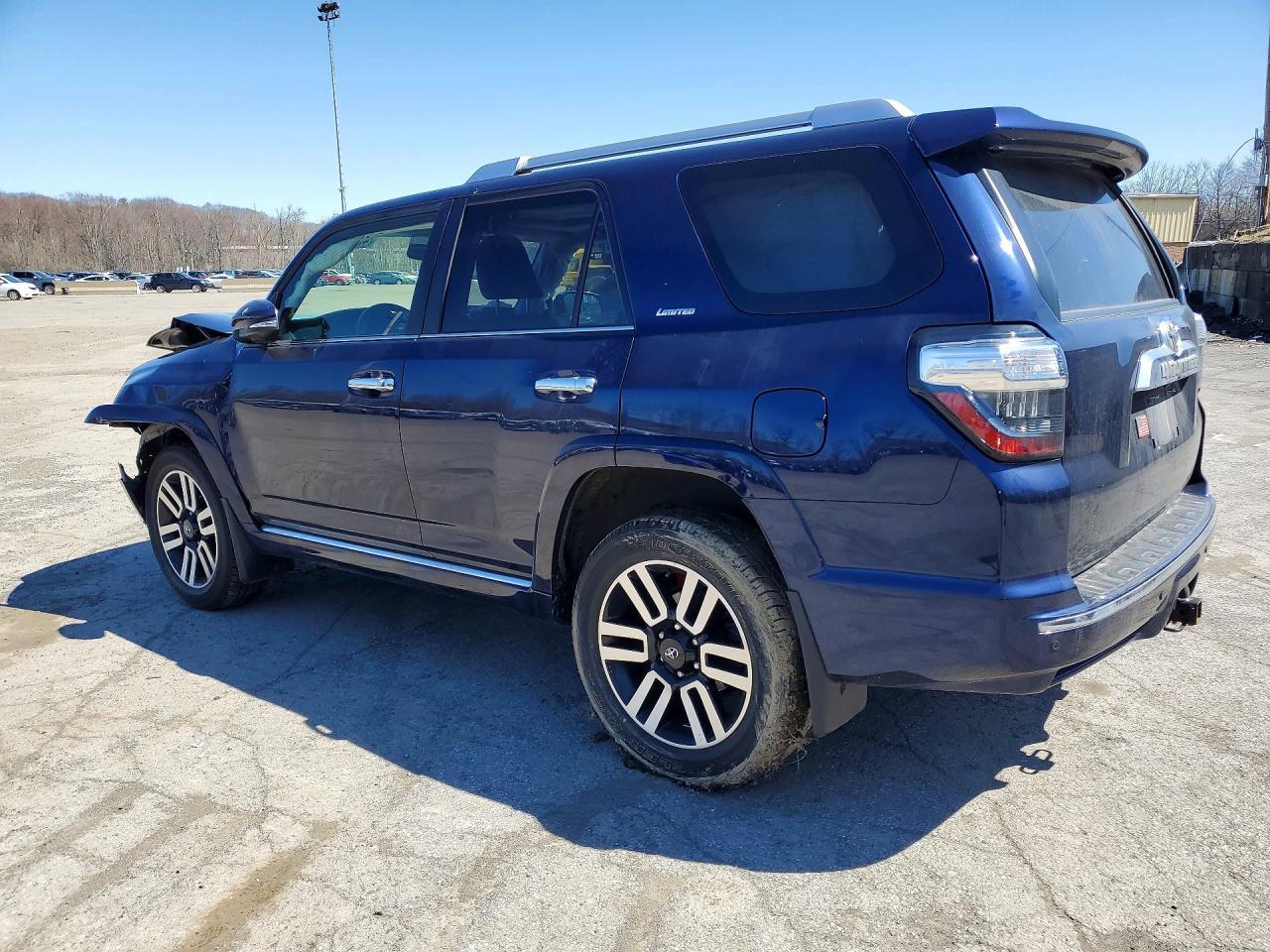 2022 Toyota 4Runner Limited - Фото 2