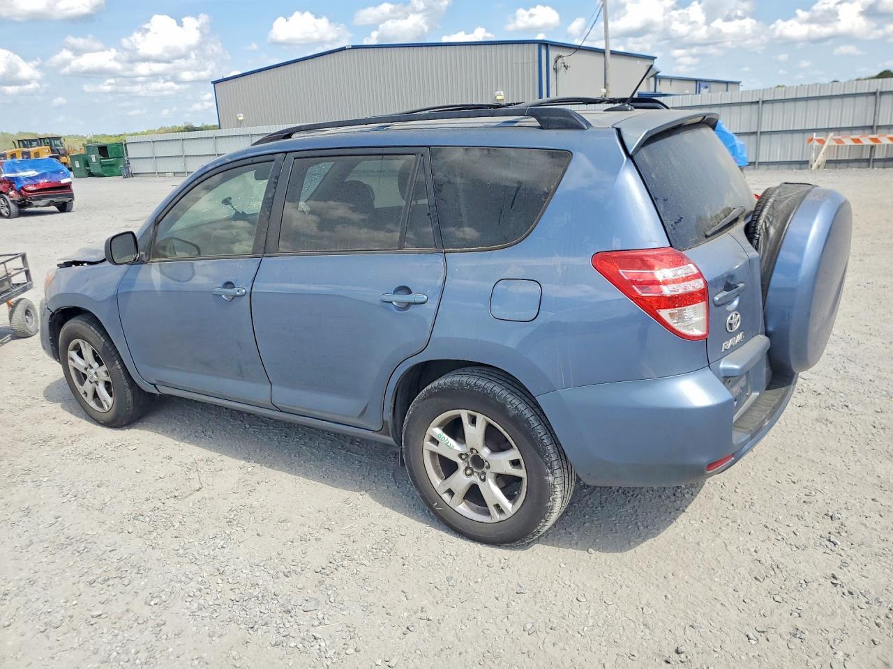 2012 Toyota Rav4 Base - Image 2