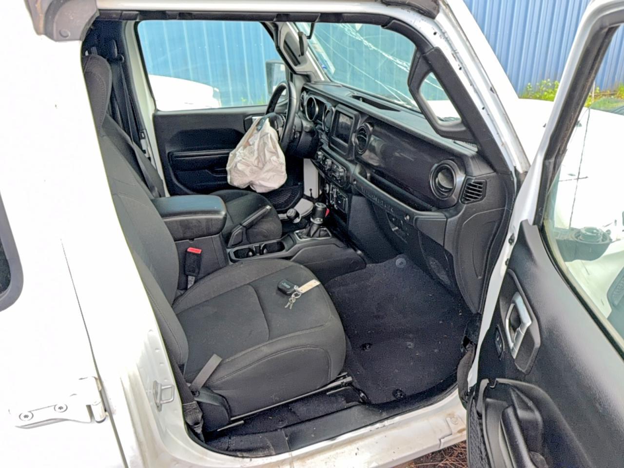 2020 Jeep Wrangler Unlimited Sport - Image 5