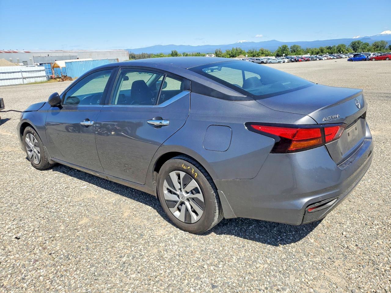 2024 Nissan Altima S - Image 2