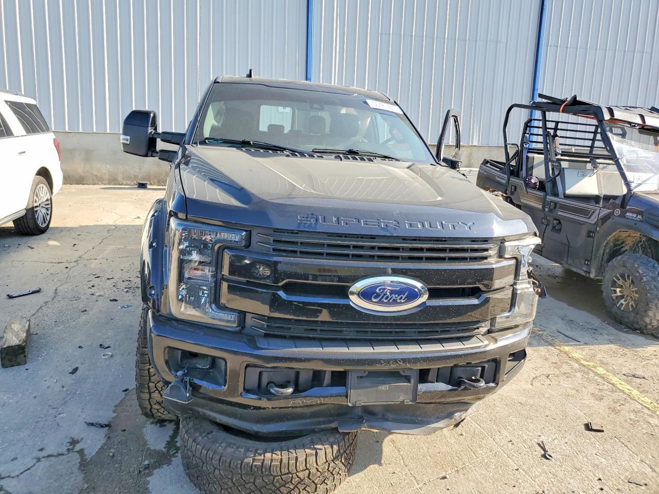 2019 Ford F250 Super Duty - Фото 5