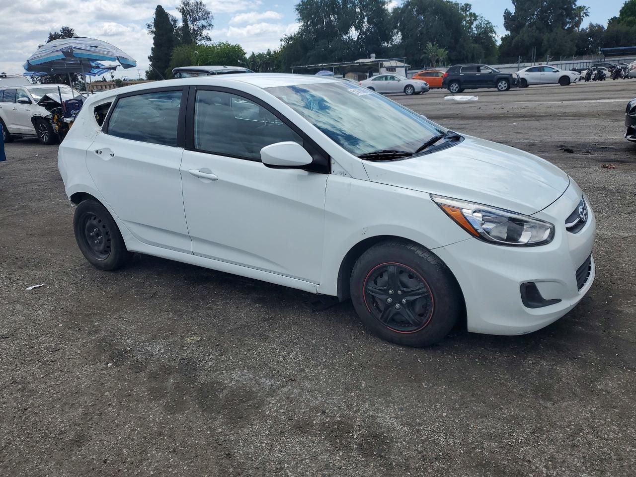 2016 Hyundai Accent Se - Image 4
