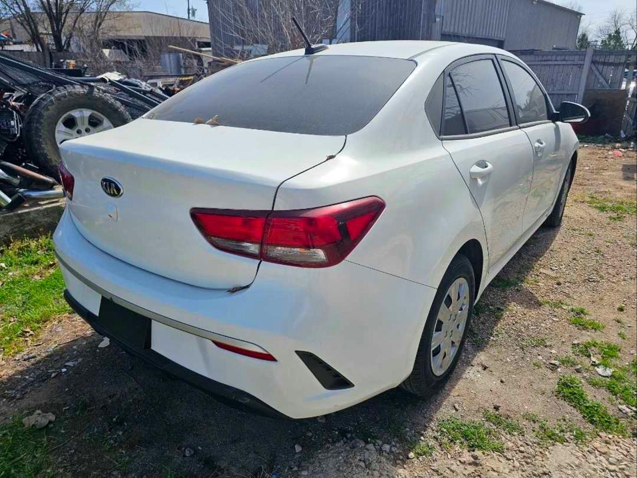 2022 Kia Rio Lx - Image 4