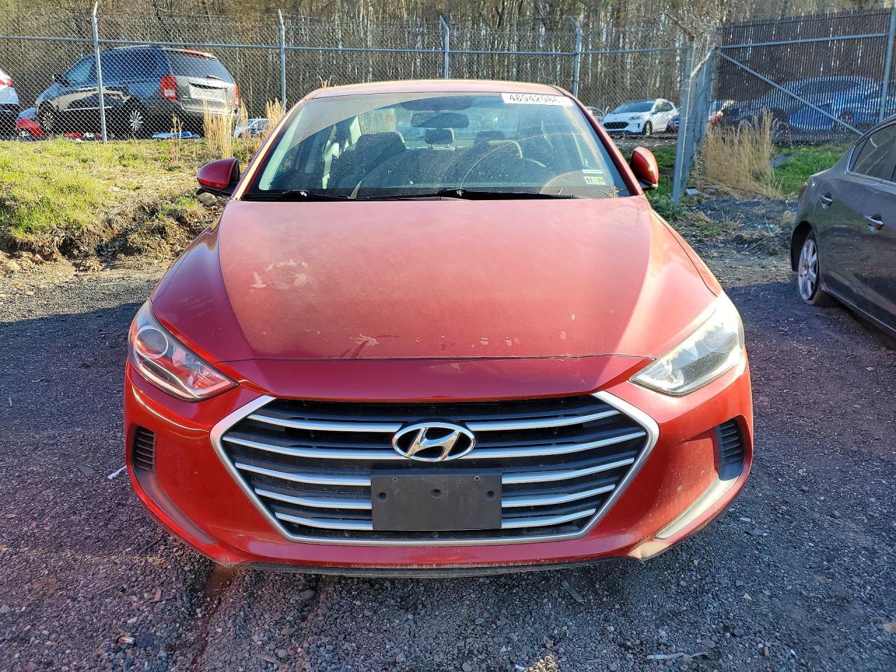 2017 Hyundai Elantra - Фото 5