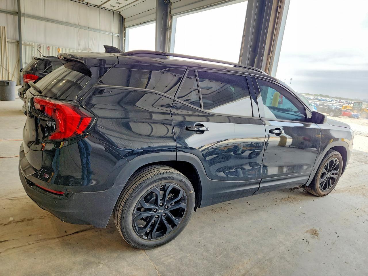 2020 GMC Terrain Slt - Фото 3