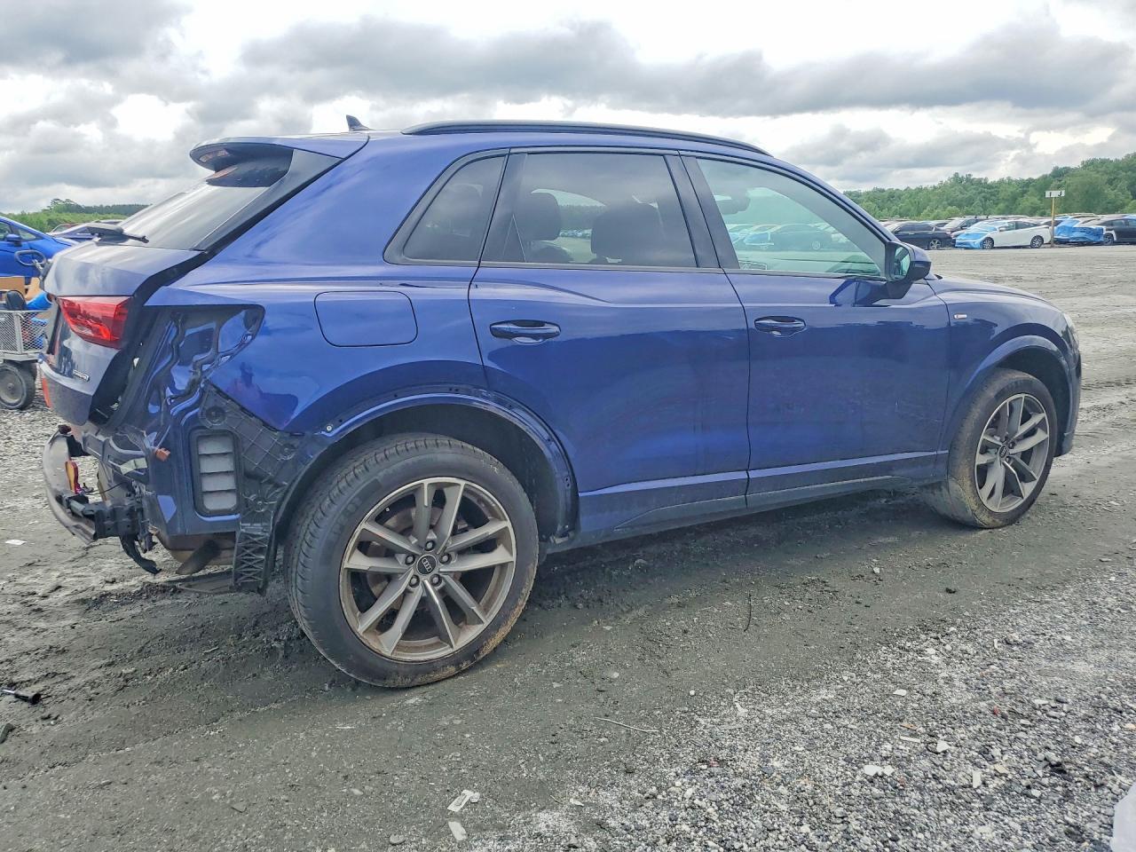 2024 Audi Q3 - Фото 3