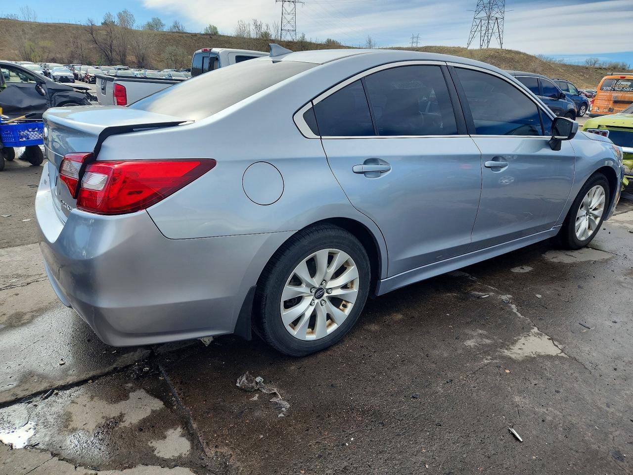 2016 Subaru Legacy 2.5I Premium - Фото 3
