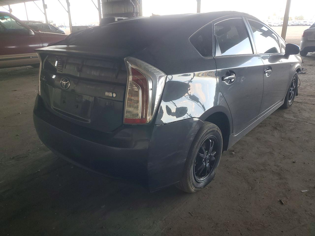 2012 Toyota Prius Four - Image 3
