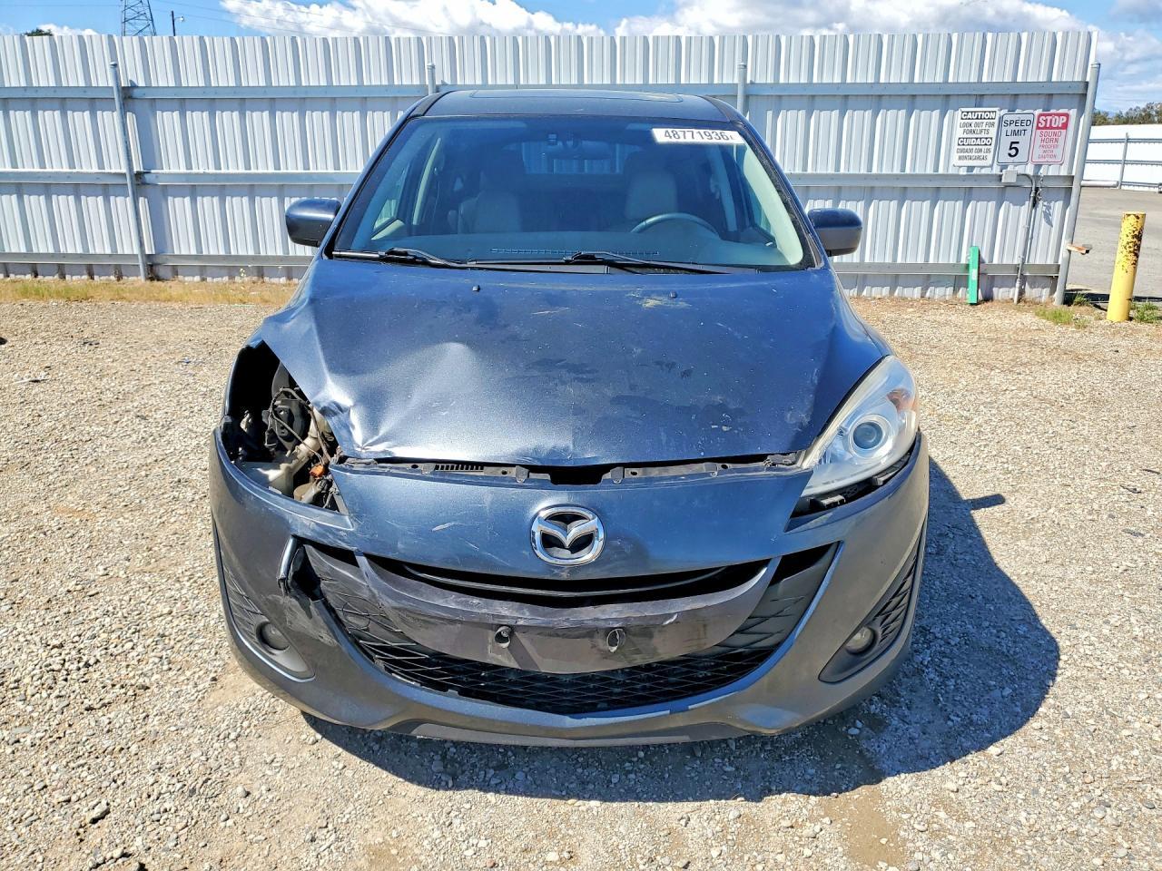 2012 Mazda 5 - Image 5