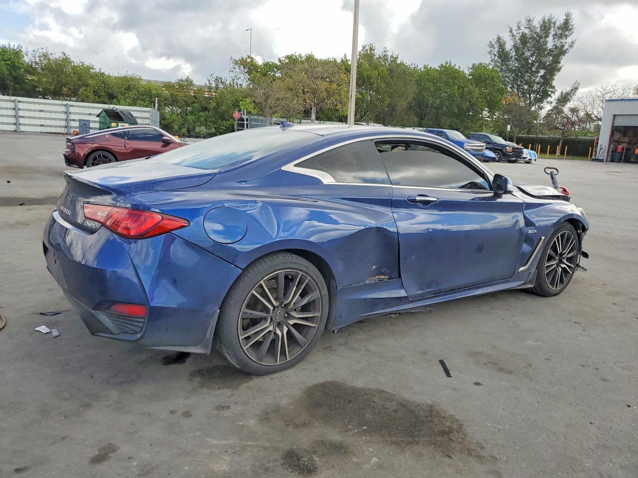 2018 Infiniti Q60 3.0T Sport - Image 3