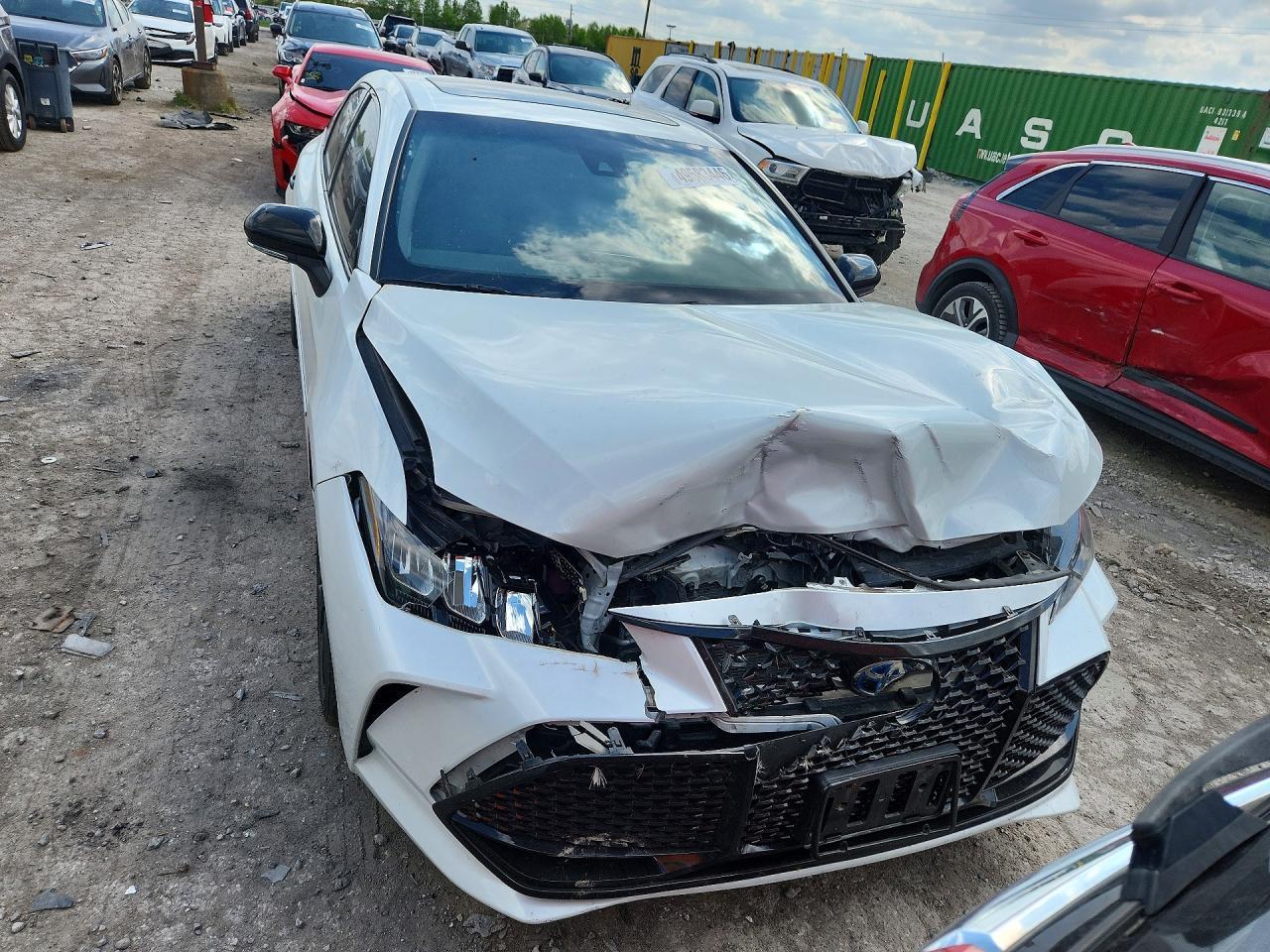2022 Toyota Avalon Night Shade - Image 5