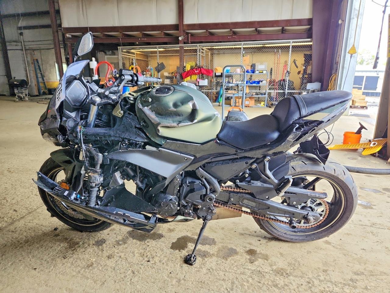 2024 Kawasaki Ex650 P - Image 3