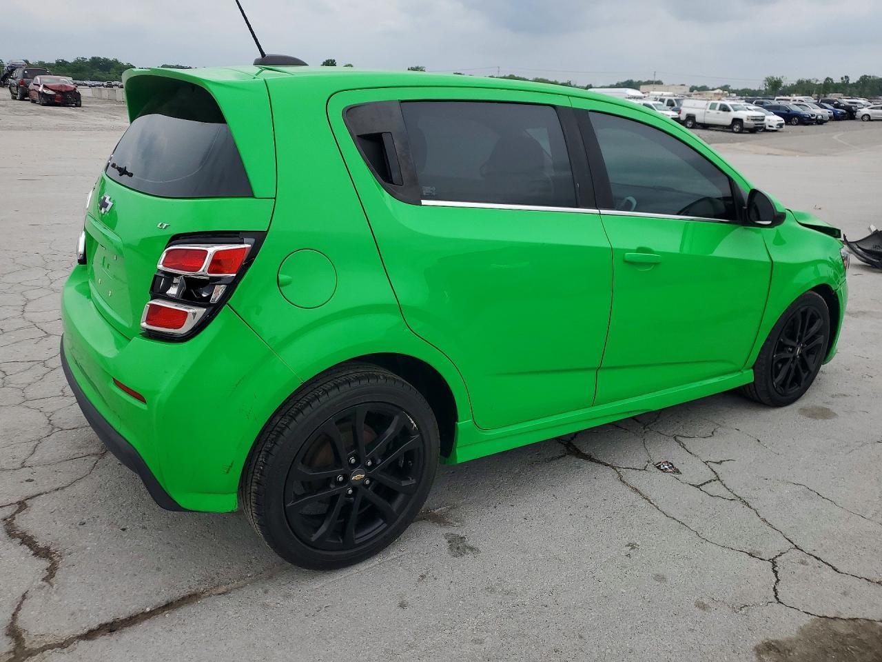 2017 Chevrolet Sonic Lt - Image 3
