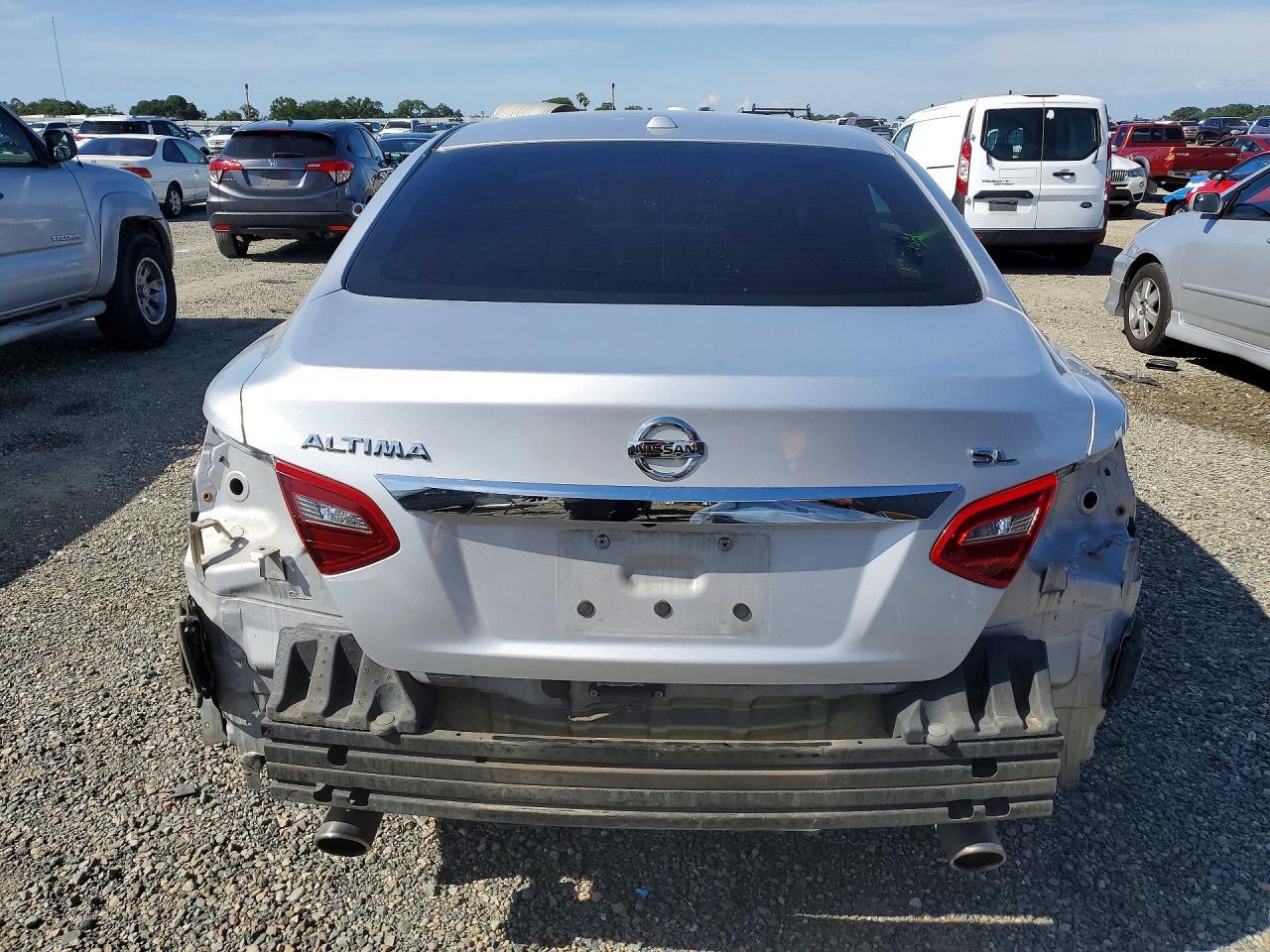 2018 Nissan Altima 2.5 Sl - Image 6