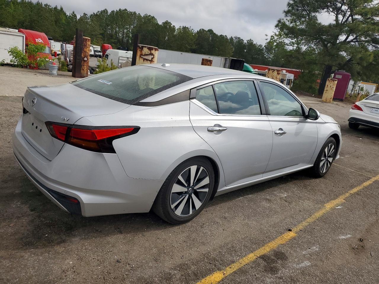 2022 Nissan Altima 2.5 Sv - Фото 3