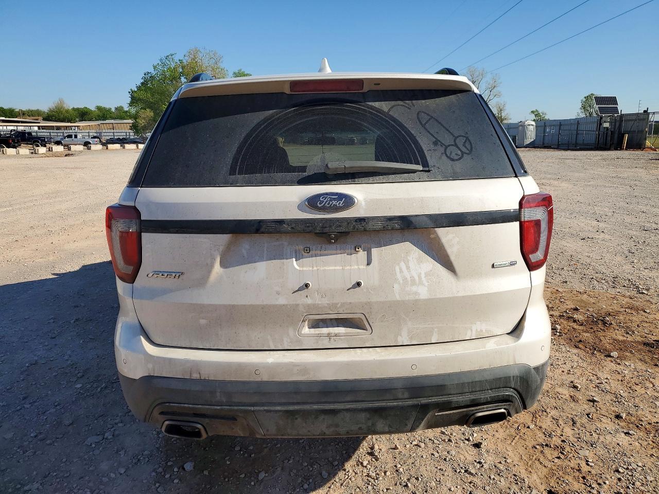 2016 Ford Explorer - Фото 6
