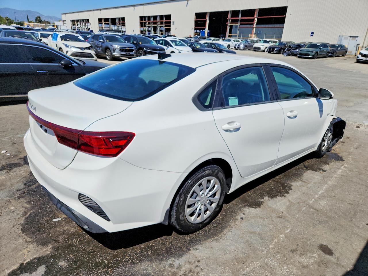2024 Kia Forte Lx - Image 3