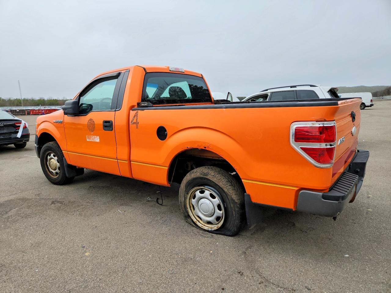 2012 Ford F150 - Фото 2