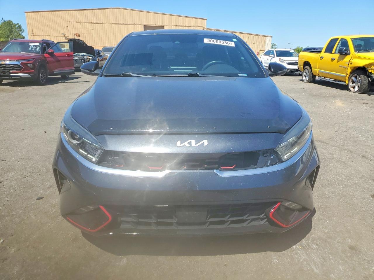 2022 Kia Forte Gt Line - Фото 5