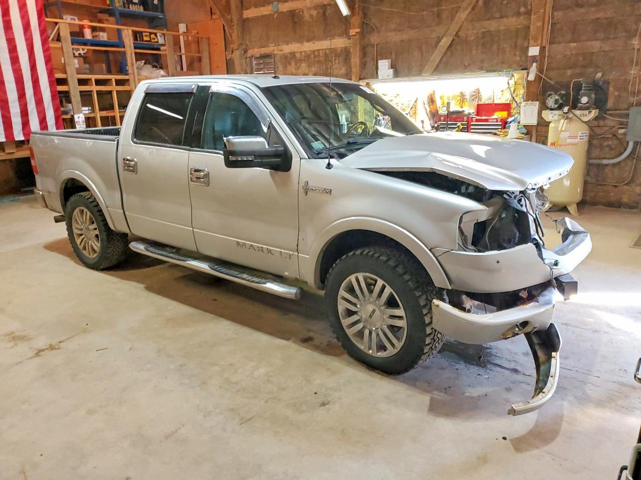 2008 Lincoln Mark Lt - Image 4