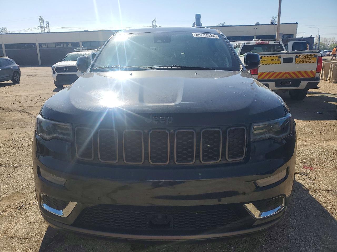 2021 Jeep Grand Cherokee Overland - Фото 5