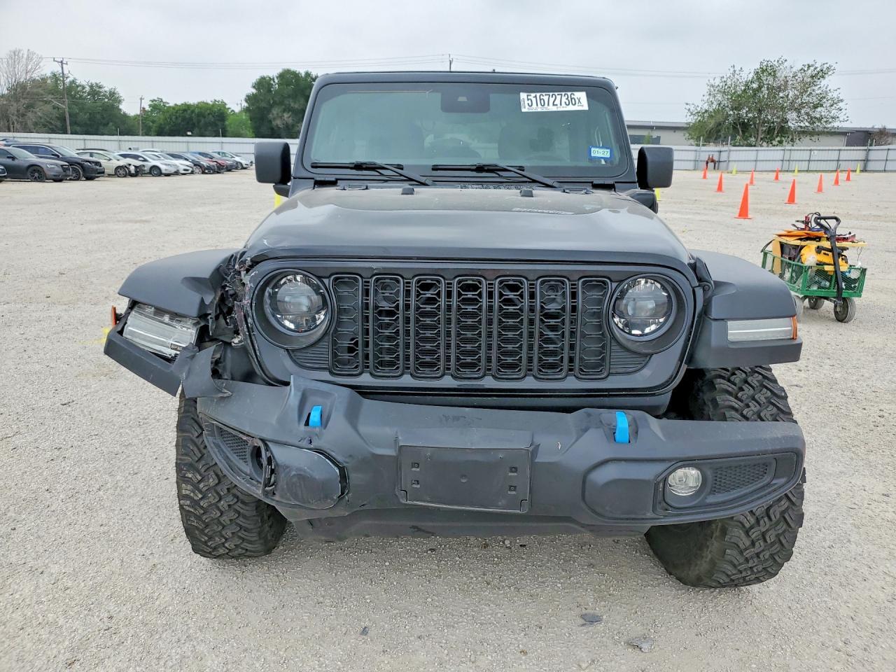2024 Jeep Wrangler 4Xe - Image 5
