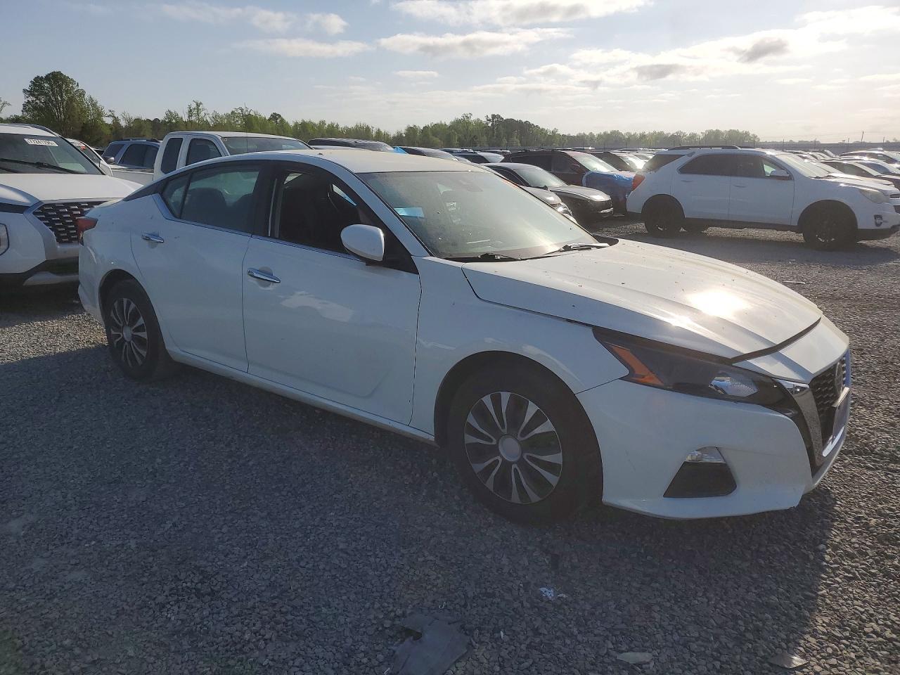 2022 Nissan Altima 2.5 S - Фото 4