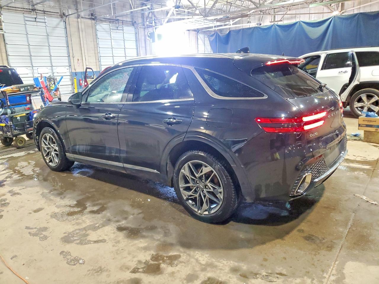2022 Genesis Gv70 2.5T Standard - Фото 2