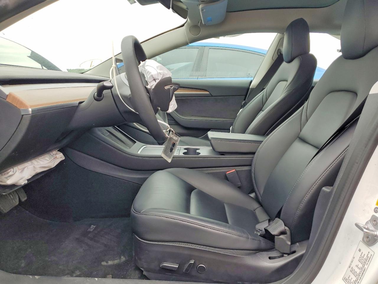 2021 Tesla Model 3 - Фото 7