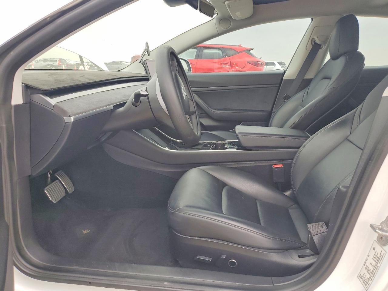 2020 Tesla Model 3 - Image 7