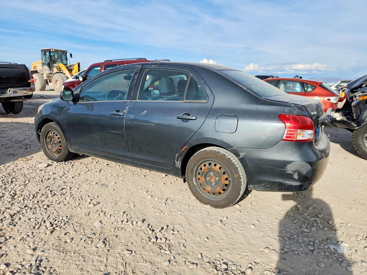 2008 Toyota Yaris Base - Фото 2