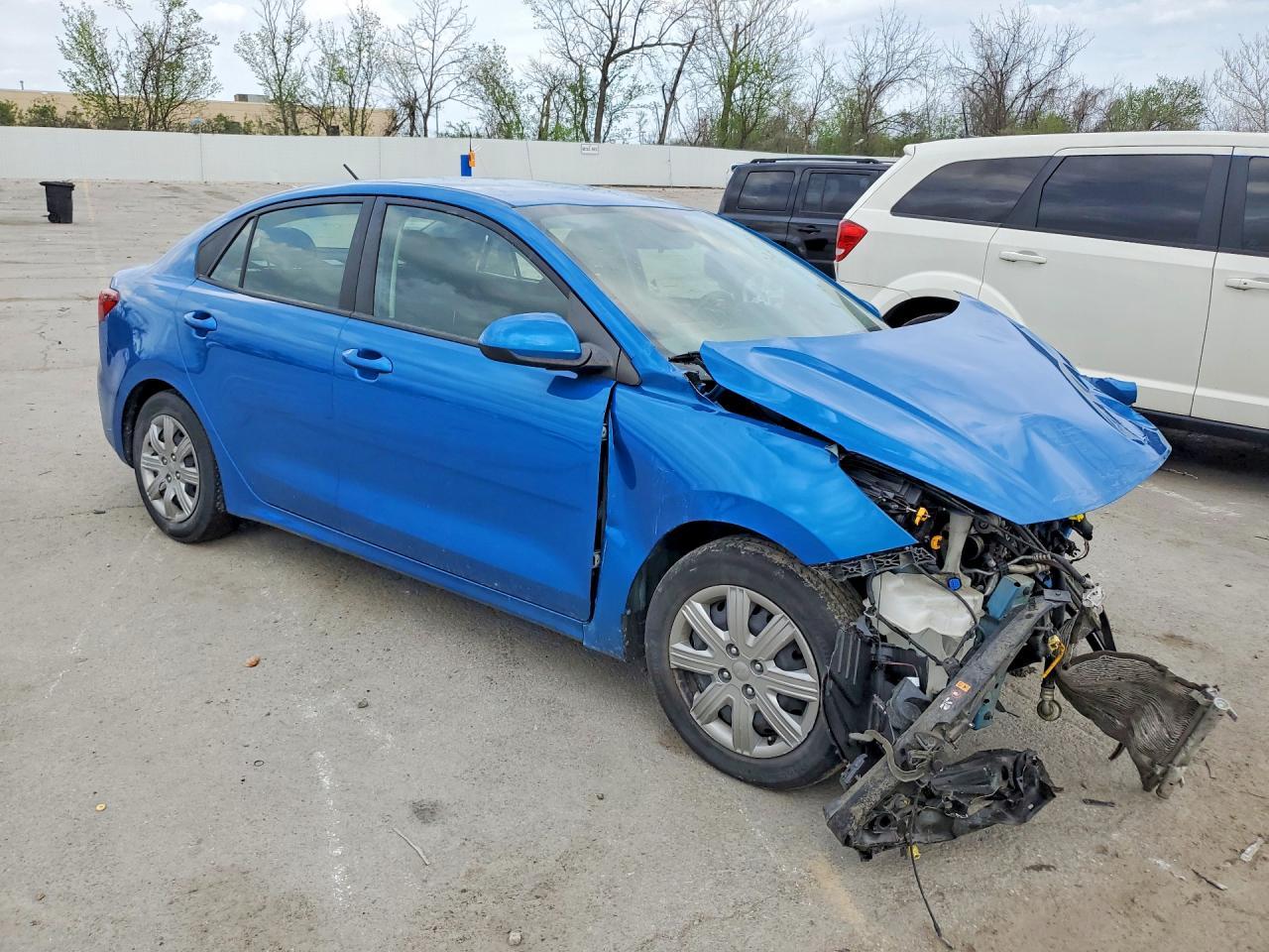 2022 Kia Rio S - Фото 4