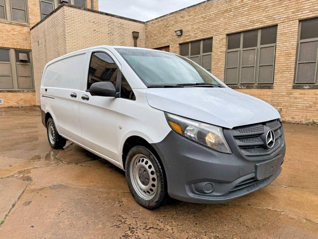 2017 Mercedes Benz Metris