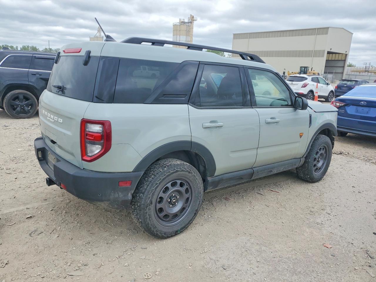2023 Ford Bronco Sport Badlands - Фото 3