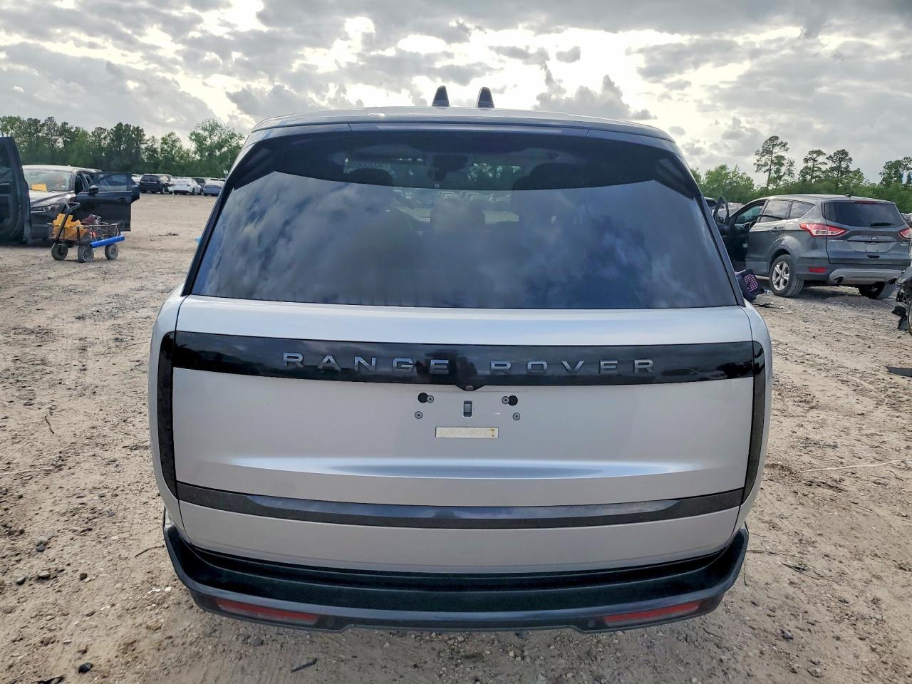 2025 Land Rover Range Rover Se - Фото 6