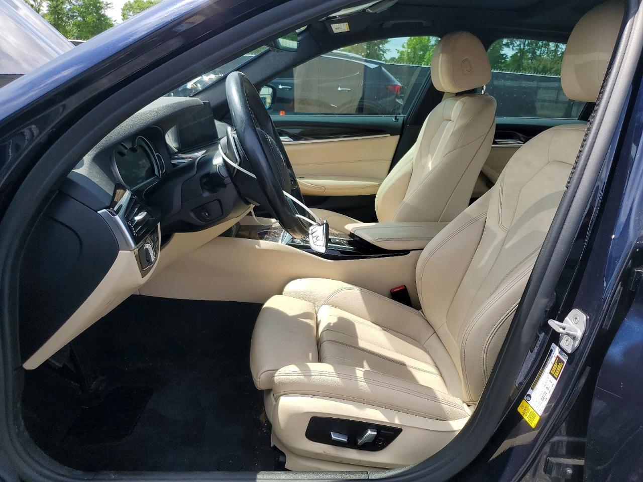 2019 BMW 530 I - Фото 7