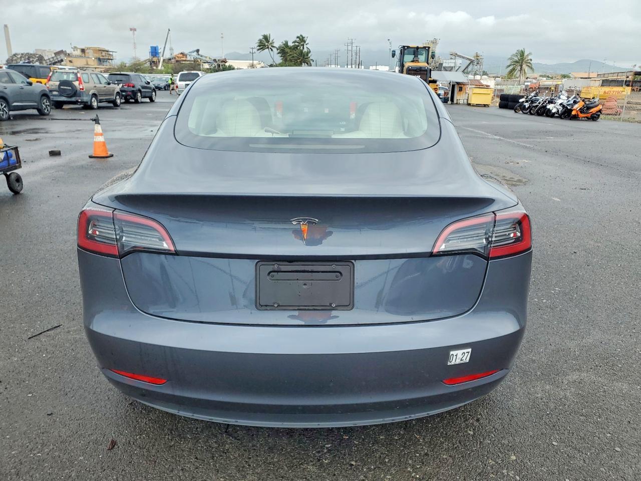 2023 Tesla Model 3 - Image 6