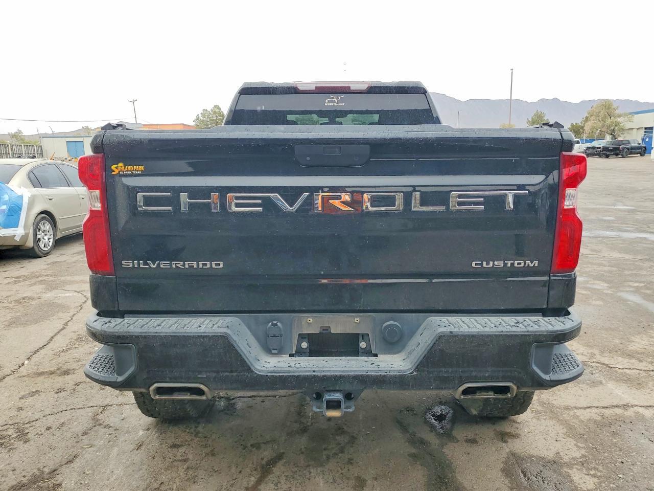 2019 Chevrolet Silverado K1500 Trail Boss Custom - Image 6