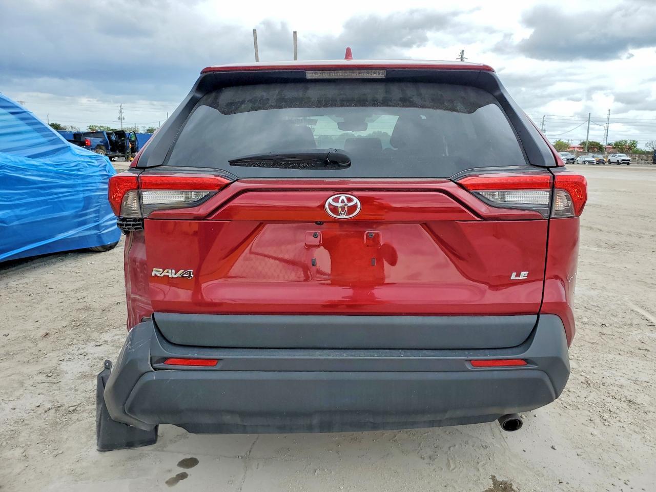 2022 Toyota Rav4 Le - Фото 6