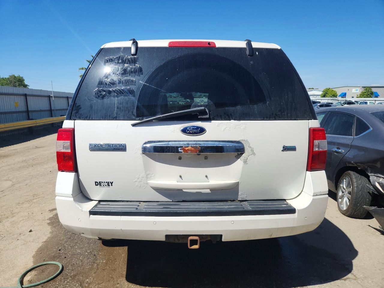 2012 Ford Expedition Limited - Image 6