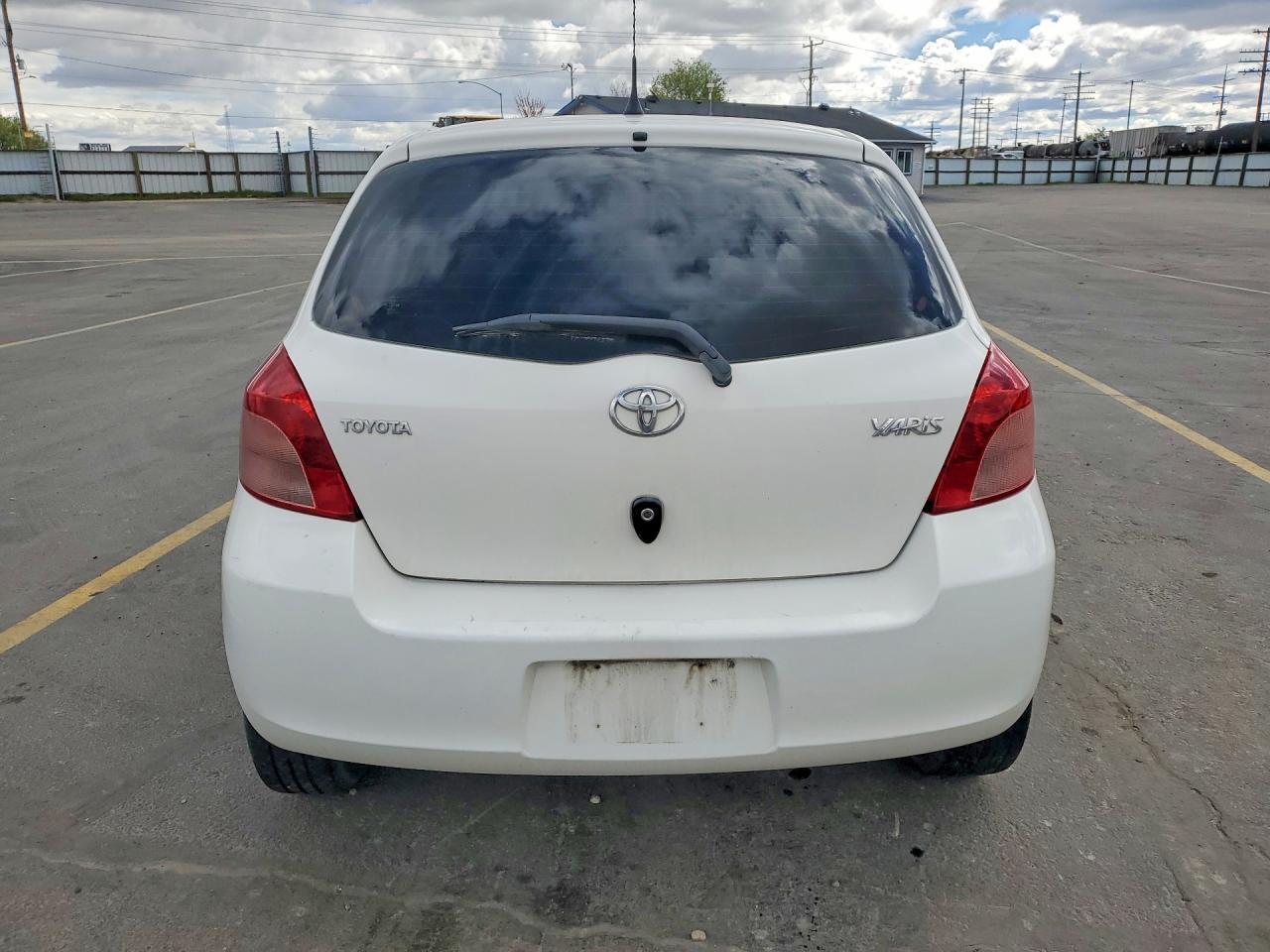 2008 Toyota Yaris - Фото 6