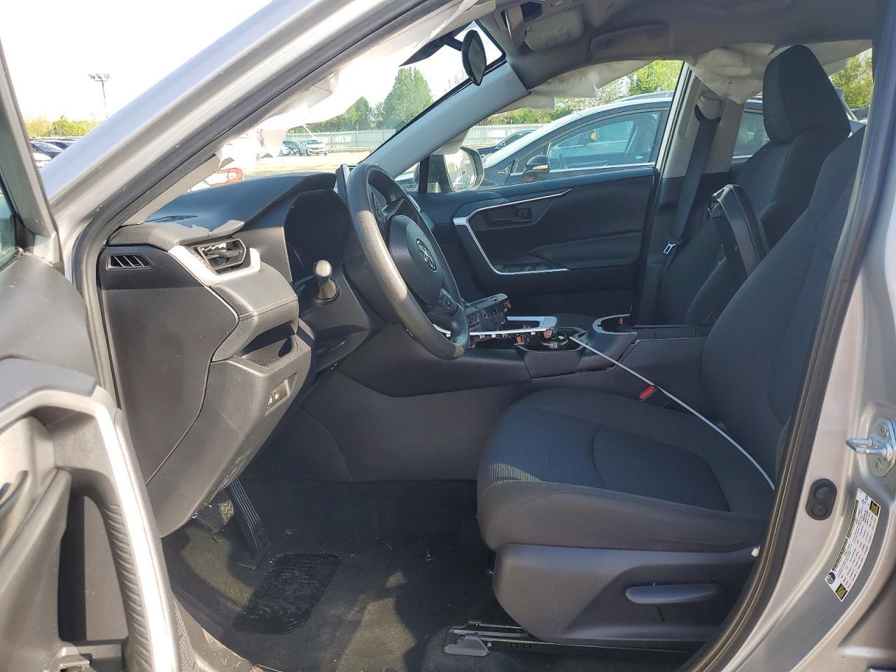 2024 Toyota Rav4 Le - Image 7