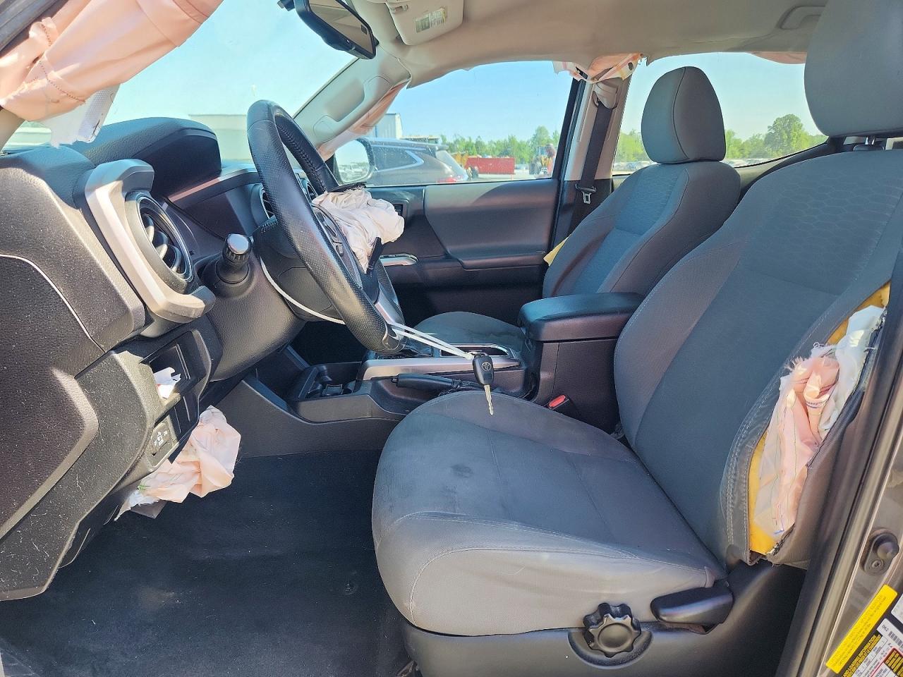 2017 Toyota Tacoma Sr5 V6 - Image 7