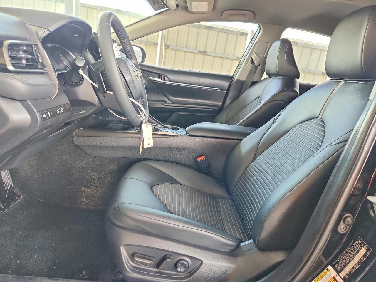 2023 Toyota Camry Se - Фото 7