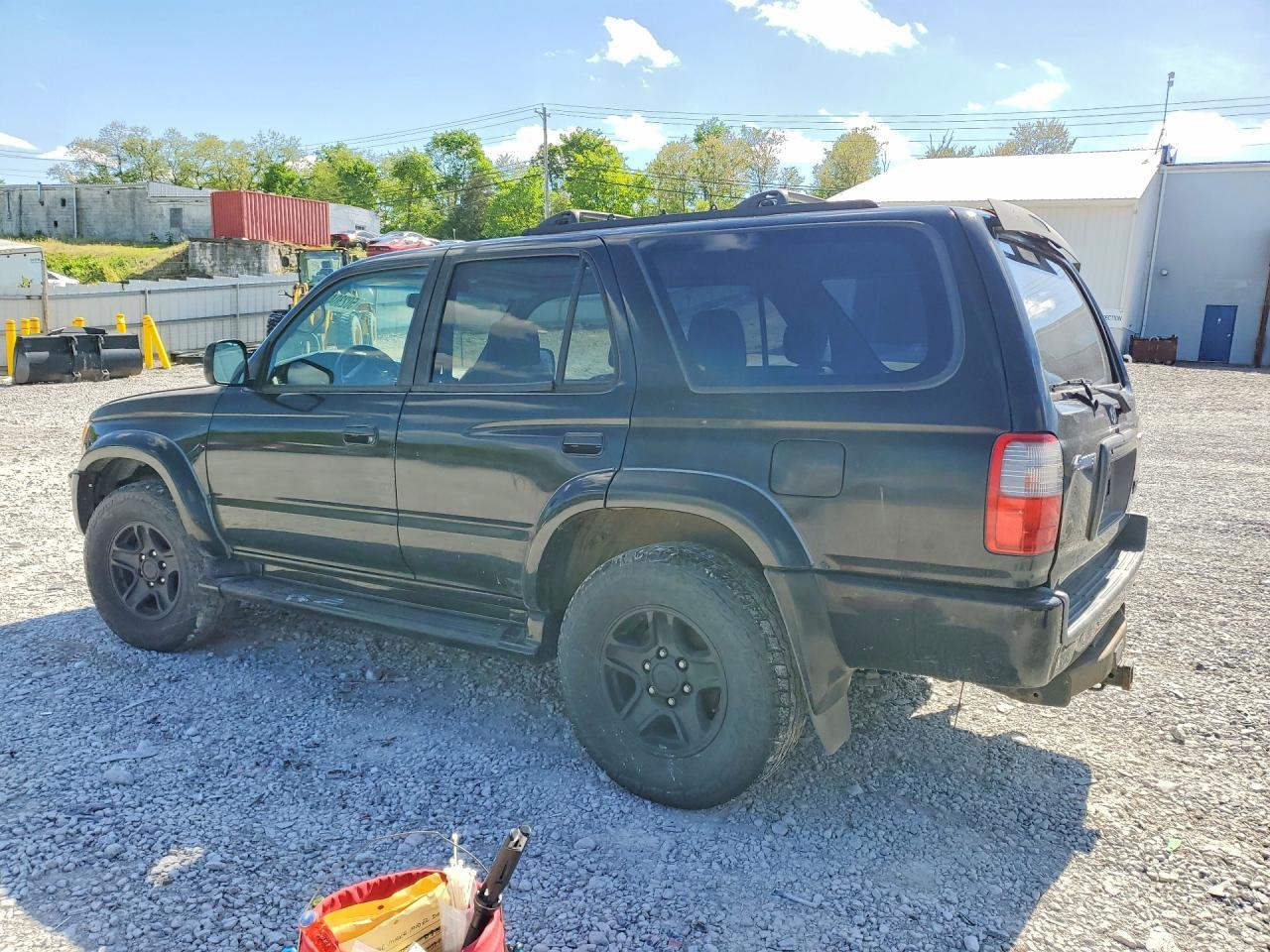2000 Toyota 4Runner Sr5 - Фото 2
