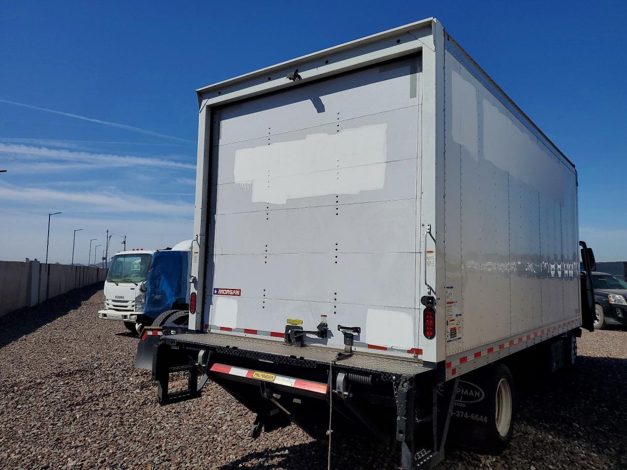 2022 Isuzu Nrr - Box Truck - Image 3