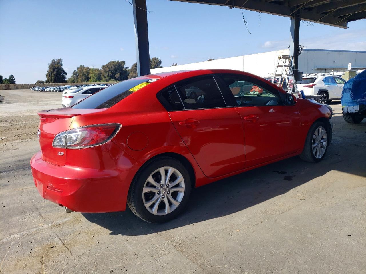 2011 Mazda 3 S - Фото 3