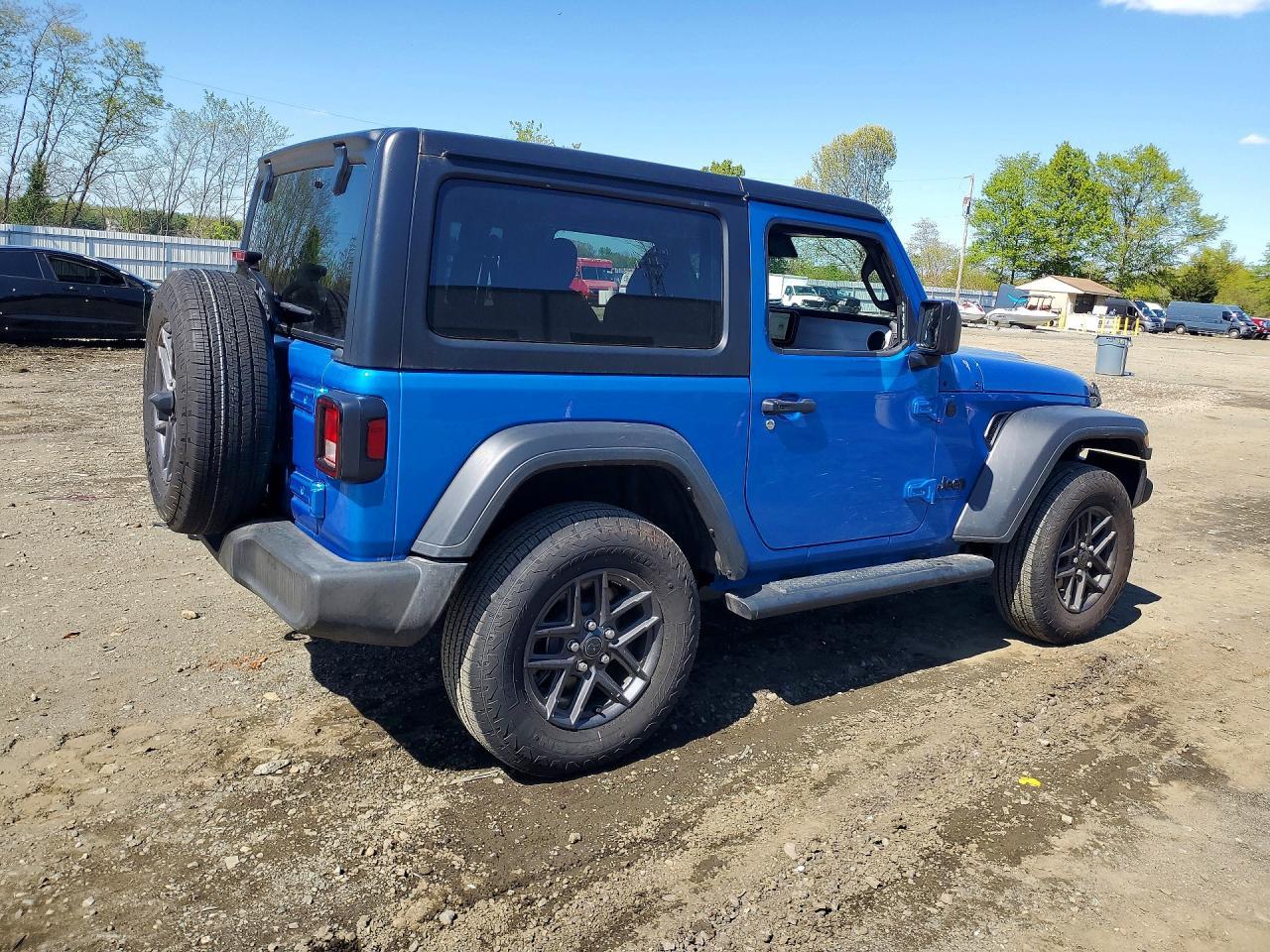 2025 Jeep Wrangler Sport - Фото 3