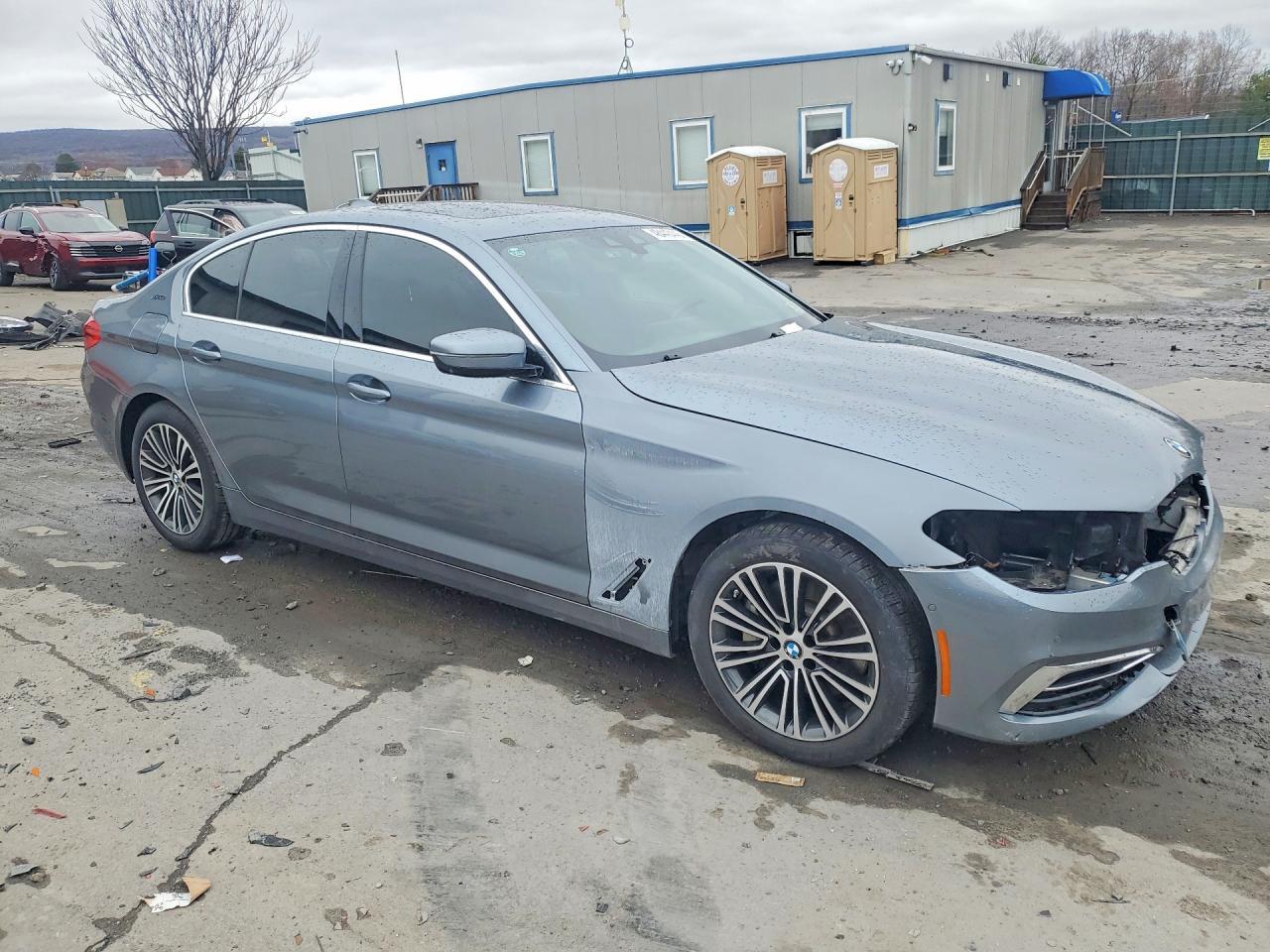 2019 BMW 530Xe - Image 4